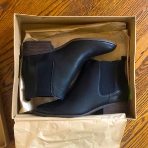 Chelsea boots